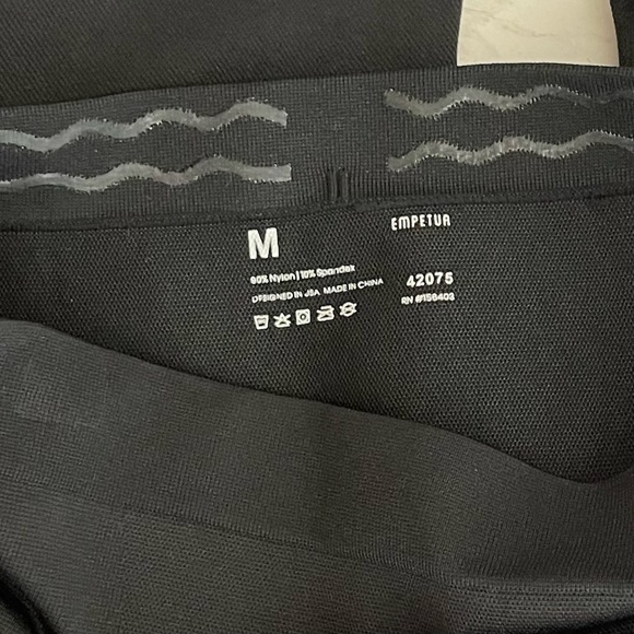 NWOT Shapermint Empetua High Waisted Leggings Medium Shapewear Compression - Picture 6 of 7